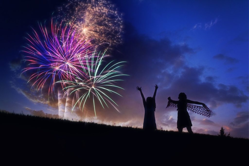 fireworks-804838_1920-1-1024x682